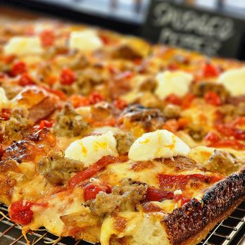 Kizza Pizza - Sausage and Peppers - Pizza Near Me - Cedar Park, Texas Kizza Pizza - Sausage and Peppers - Pizza Near Me - Cedar Park, Texas