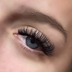 Volume Lash Set. Lash Tech : Katrina