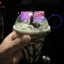 Cookies and cream shake Cookies and cream shake