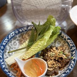 Mekong District - Mekong Fajita with Sliced Lemongrass Steak ($16)