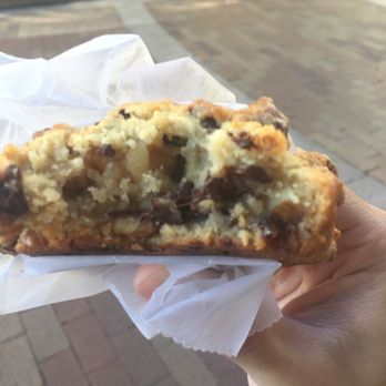 Levain Bakery - Georgetown, D.C - Chocolate chip walnut cookie - Bakeries Near Me - Washington, DC, District of Columbia Levain Bakery - Georgetown, D.C - Chocolate chip walnut cookie - Bakeries Near Me - Washington, DC, District of Columbia