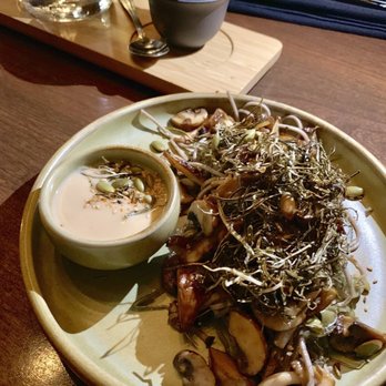 Torii Izakaya - Soba with mushrooms - Japanese Near Me - Quebec City, Quebec Torii Izakaya - Soba with mushrooms - Japanese Near Me - Quebec City, Quebec