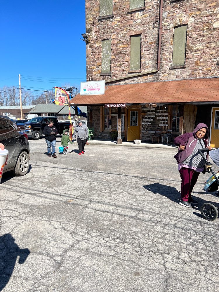 PRETTY SWEET BAKERY Updated October 2024 117 N Liberty St, Albion