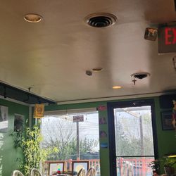 Mountain Food Restaurant And Bar