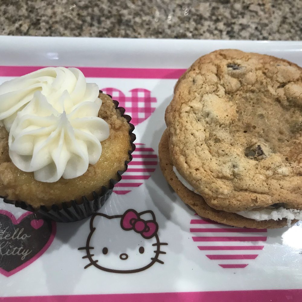 Yummy Cupcakes - Brown Sugar Cinnamon Cupcake and Chocolate Chip Cookie Sandwich. - Desserts Near Me - Burbank, California Yummy Cupcakes - Brown Sugar Cinnamon Cupcake and Chocolate Chip Cookie Sandwich. - Desserts Near Me - Burbank, California