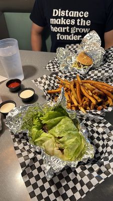 Brady's Brats & Burgers by null