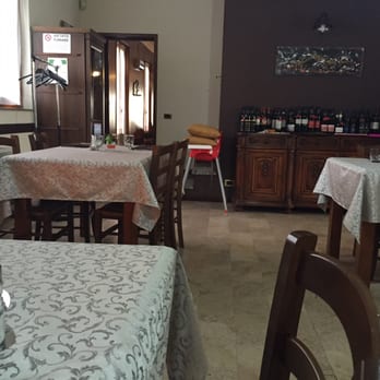 Trattoria Antichi Sapori - Sala da pranzo - Trattorie Near Me - Valconasso, PC Trattoria Antichi Sapori - Sala da pranzo - Trattorie Near Me - Valconasso, PC