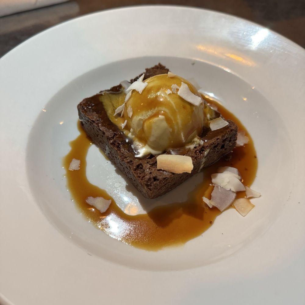 Phat Thai - Cashew brownie with banana ice cream and caramel sauce - Thai Near Me - Carbondale, Colorado Phat Thai - Cashew brownie with banana ice cream and caramel sauce - Thai Near Me - Carbondale, Colorado
