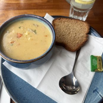 Crabby Jo's - Seafood Chowder - Seafood Near Me - Howth, D