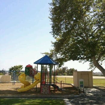 Seneca Elementary School - Kinder yard - Elementary Schools Near Me - Moreno Valley, California Seneca Elementary School - Kinder yard - Elementary Schools Near Me - Moreno Valley, California