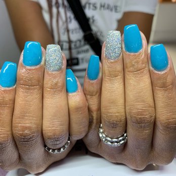 Gnail Salon - Acrylic powder on natural nails - Nail Salons Near Me - Miami Springs, Florida