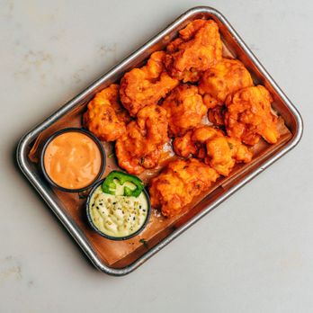 Over Under Public House - New American Near Me - Burbank, California