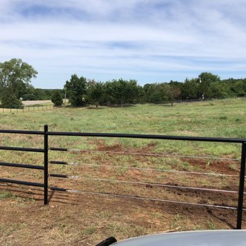Rodriguez Constuction And Lawncare - Metal pipe fence - Masonry/Concrete Near Me Rodriguez Constuction And Lawncare - Metal pipe fence - Masonry/Concrete Near Me