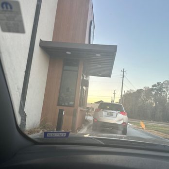 Starbucks - a view of a coffee shop from inside a car - Coffee & Tea Near Me - Houston, Texas Starbucks - a view of a coffee shop from inside a car - Coffee & Tea Near Me - Houston, Texas