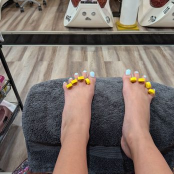 Gold Rush Nails - Children pedicure - Nail Salons Near Me - Roseville, California