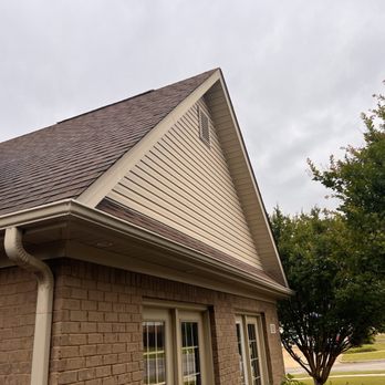 Custom Creations - Pressure washed house - Pressure Washers Near Me Custom Creations - Pressure washed house - Pressure Washers Near Me