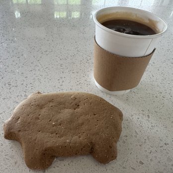 La Estrella Bakery - My gingerbread and molasses cookie and my Americano. Super YUM - Bakeries Near Me - Tucson, Arizona La Estrella Bakery - My gingerbread and molasses cookie and my Americano. Super YUM - Bakeries Near Me - Tucson, Arizona