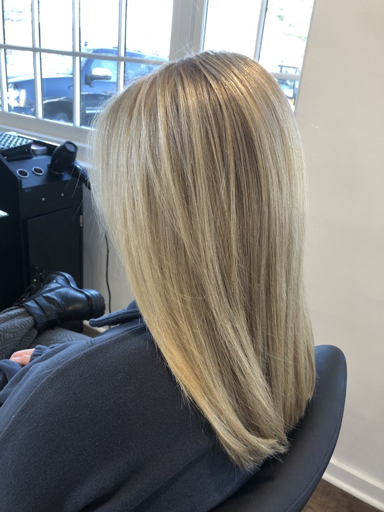 TIANA ROSE SALON 16 Photos 617 Hampton Rd, Southampton, New York