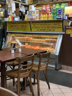 Lester's Deli by null