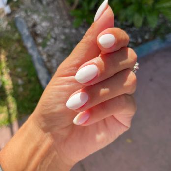 Muse Beauty Studio - Nail Salons Near Me - Miami Beach, Florida Muse Beauty Studio - Nail Salons Near Me - Miami Beach, Florida