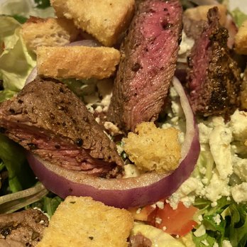 LongHorn Steakhouse - Sirloin Salad - Steakhouses Near Me - Winter Garden, Florida LongHorn Steakhouse - Sirloin Salad - Steakhouses Near Me - Winter Garden, Florida