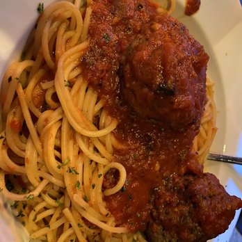 Tropics Grille - Spaghetti and meatballs - American Near Me - Wilton Manors, Florida Tropics Grille - Spaghetti and meatballs - American Near Me - Wilton Manors, Florida