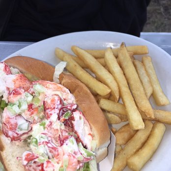 Beefside - Lobster roll - Seafood Near Me - Concord, New Hampshire