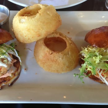 Eureka! - crab cake sliders - American Near Me - Santa Barbara, California