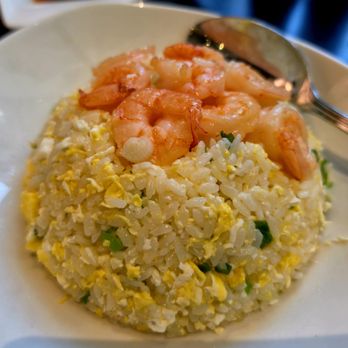Din Tai Fung - Shrimp Fried Rice $17.50 - Taiwanese Near Me - Arcadia, California Din Tai Fung - Shrimp Fried Rice $17.50 - Taiwanese Near Me - Arcadia, California