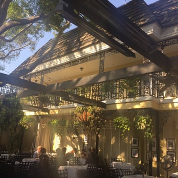 Campiello - Courtyard - Italian Near Me - Naples, Florida