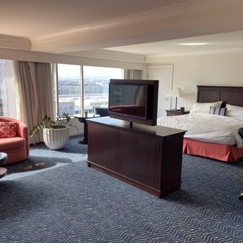 Renaissance Boston Seaport District - Suite: From the main entry looking at the bed and living room - Hotels Near Me - Boston, Massachusetts