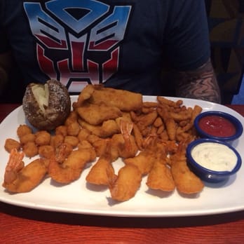 Red Lobster - The Admirals Feast! Which also included a salad which was in my belly at this point! Lol - Seafood Near Me - Louisville, Kentucky