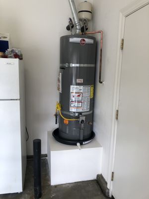 water heater install - Replaced old leaky water heater with fresh new one. water heater install - Replaced old leaky water heater with fresh new one.