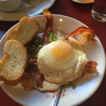 Cafe Conti - Grits bowl - Breakfast & Brunch Near Me - New Orleans, Louisiana Cafe Conti - Grits bowl - Breakfast & Brunch Near Me - New Orleans, Louisiana