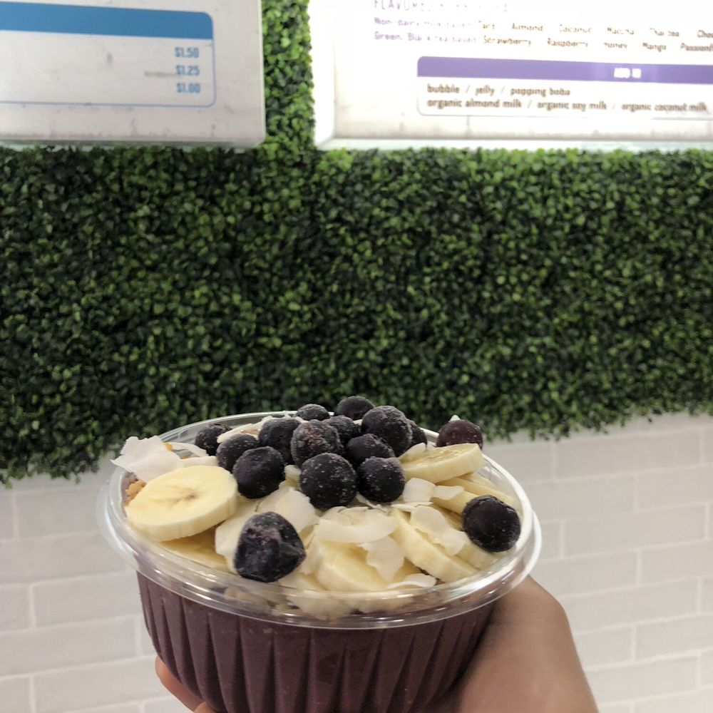 Juicy Cube - Just had this delicious treat for lunch # acaifordays#healthy eating - Juice Bars & Smoothies Near Me - New York, New York