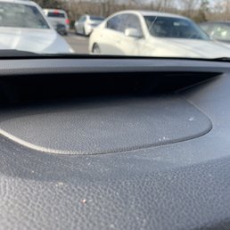 No one wiped the dash . No one wiped the dash .
