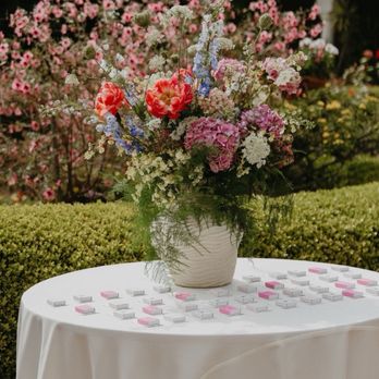 Perry Florals - Floral Designers Near Me