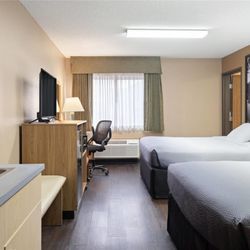 Super 8 by Wyndham Baker City - Guest room