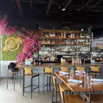 Taverna Veranda - Mediterranean Near Me - Edgewater, New Jersey