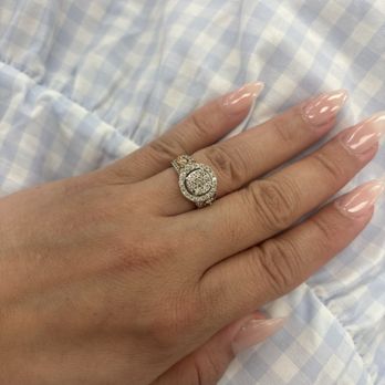 Daisy Blush Studio - Eyelash Service Near Me - Arden-Arcade, California