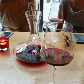 Lavida Wine Club - Wine Bars Near Me - Berlin, BE
