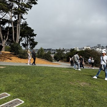 Alamo Square - Parks Near Me - San Francisco, California