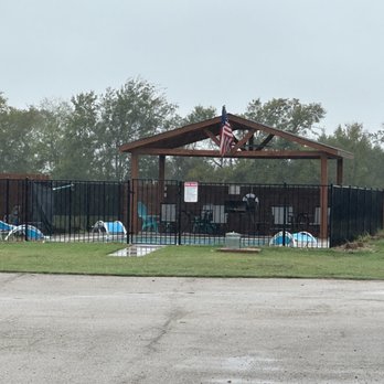 Reveille Ridge RV Park - Pool - RV Parks Near Me - Bryan, Texas Reveille Ridge RV Park - Pool - RV Parks Near Me - Bryan, Texas