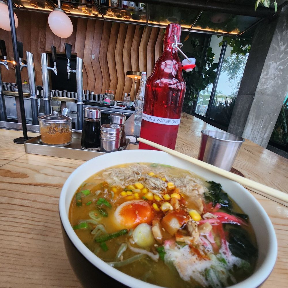 Underbelly - Chicken confit ramen with vegan noodles (spinach) - Ramen Near Me - San Diego, California Underbelly - Chicken confit ramen with vegan noodles (spinach) - Ramen Near Me - San Diego, California