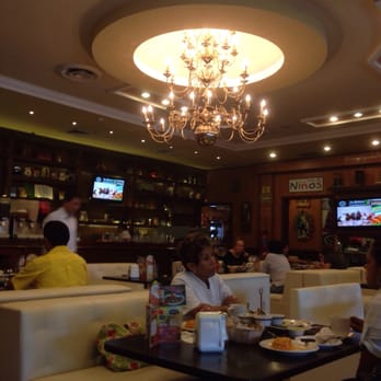La Casa de los Abuelos - Chandelier inside the restaurant - Comfort Food Near Me - Cancún, ROO