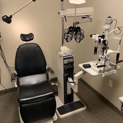 Queen Creek Eye Care - Exam room.
