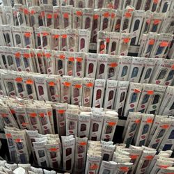 Universal Fabric Center