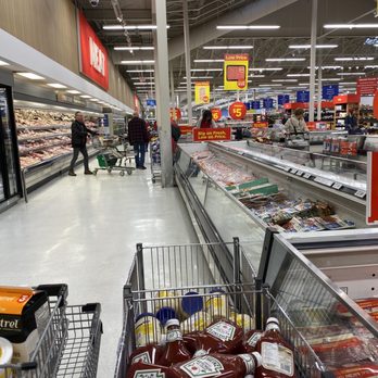 Real Canadian Superstore - Grocery Near Me - Kelowna, British Columbia Real Canadian Superstore - Grocery Near Me - Kelowna, British Columbia