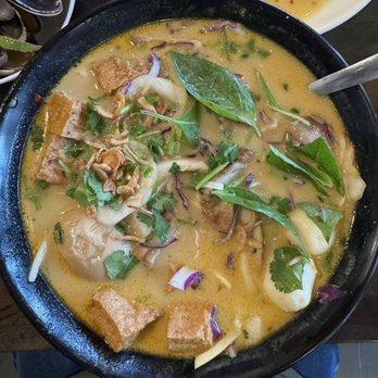 Amazing Basil - N8. Lemongrass Chk Laksa Soup N8. - Asian Fusion Near Me - Fremont, California