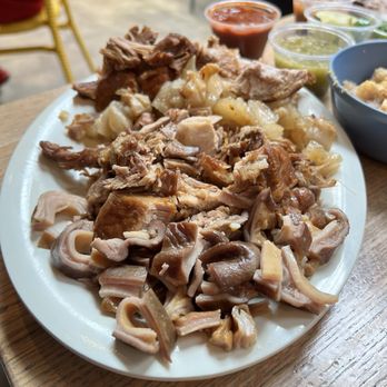 Carnitas Uruapan - Mixed meats - Tacos Near Me - Chicago, Illinois Carnitas Uruapan - Mixed meats - Tacos Near Me - Chicago, Illinois